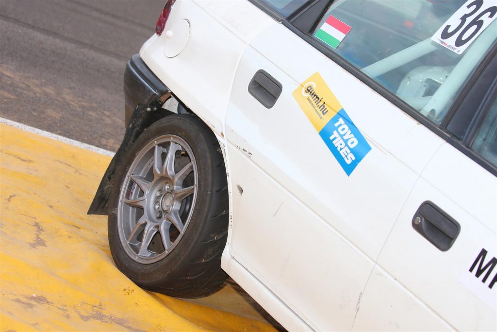 Opel Astra kupa 2022 – Toyo Tires