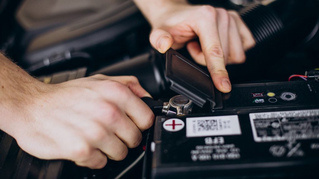 Eljött az autó akkumulátor csere ideje? Innen tudható!