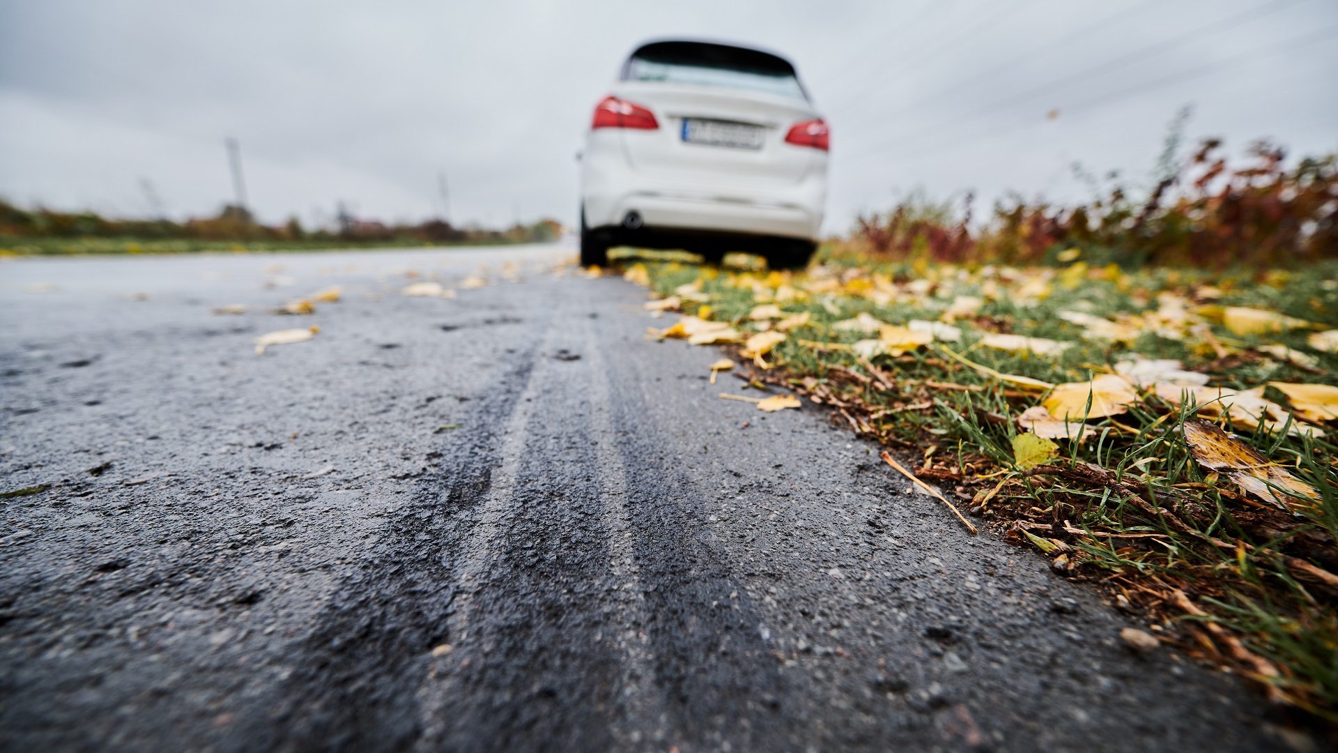 Az aquaplaning akár balesethez is vezethet.
