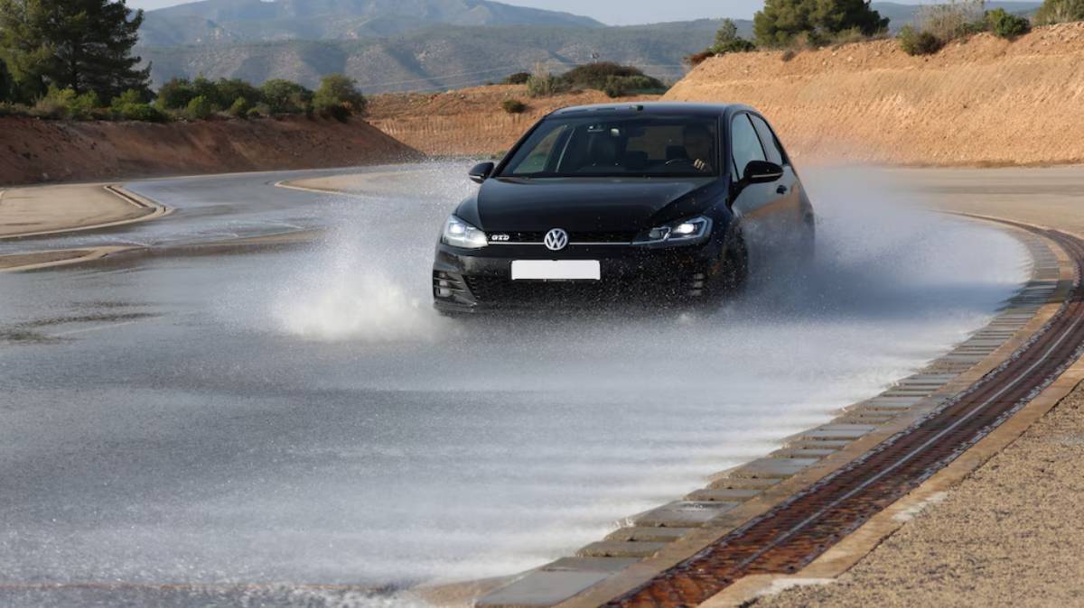 Gumi.hu Blog | AUTO BILD 2025 nyári gumiabroncsteszt – 225/40/18 méret - kvalifikáció