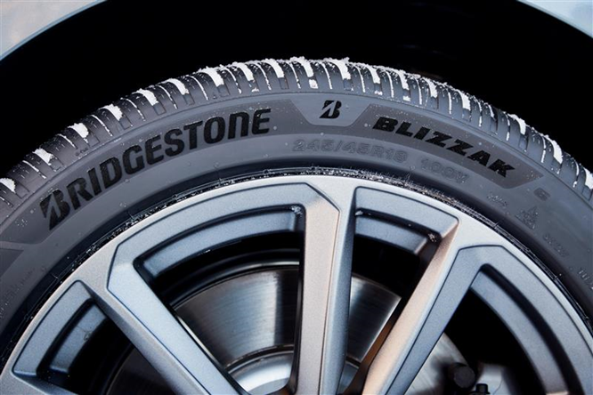 Tarolt a Bridgestone a 2025-ös európai abroncsteszteken – „Az Év Gyártója” cím is az övék 1 Tarolt a Bridgestone a 2025-ös európai abroncsteszteken – „Az Év Gyártója” cím is az övék